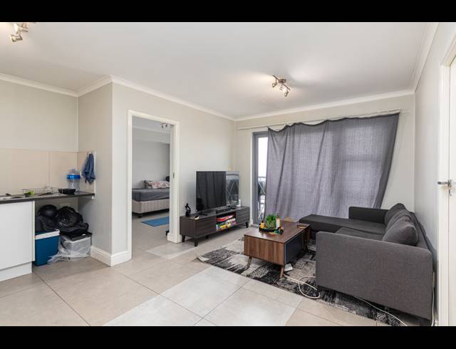 2 BEDROOM APARTMENT TO LET IN OBSERVATORY